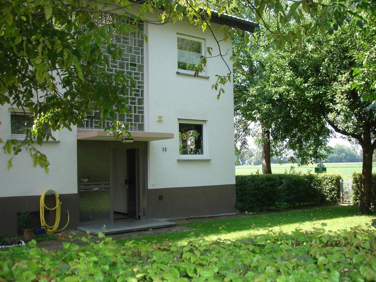 Ferienwohnung ウムキルヒ エクステリア 写真